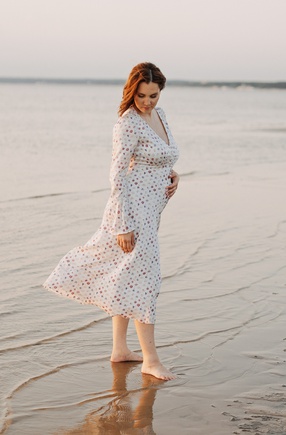 У каждой девушки в интересном положении должно быть это платье