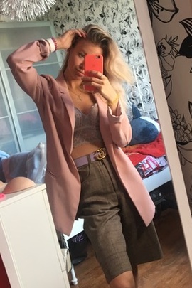 
                             
                                Бермуды Хильда.
                                Обложка отзыва пользователя Нади Кат
                             
                        