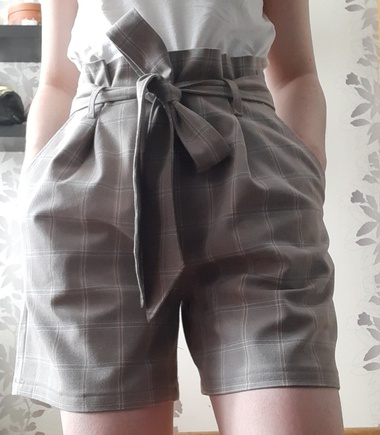 Шорты и в пир, и в мир