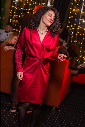 Леди ин рэд