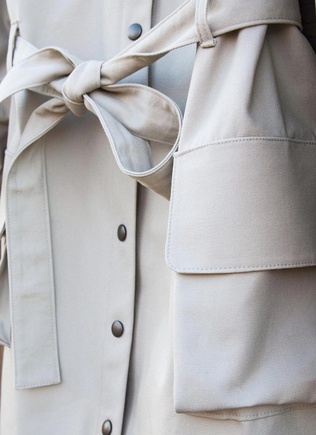 Шила как пыльник или ветровку