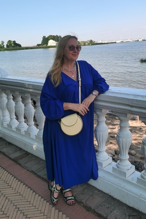 Прекрасное летнее платье