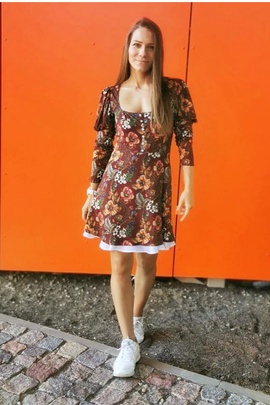 
                             
                                Микаэлла платье.
                                Обложка отзыва пользователя Helēna Bormane
                             
                        