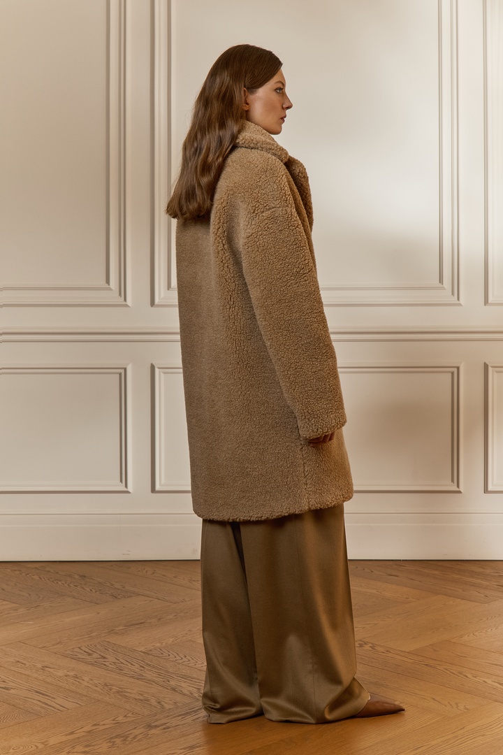 Pilar coat