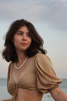 
                             
                                Блузка Джорджи.
                                Обложка отзыва пользователя Пользователь 367231
                             
                        