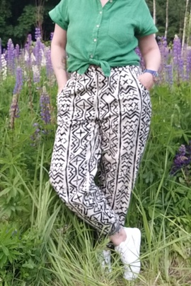 
                             
                                Брюки Бритни.
                                Обложка отзыва пользователя Надежда 72089
                             
                        