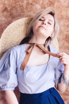 
                             
                                Блуза Дебора.
                                Обложка отзыва пользователя Ann_sunbeam
                             
                        