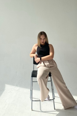 
                             
                                Брюки Дафна.
                                Обложка отзыва пользователя Ирина Морева
                             
                        