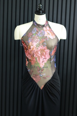 
                             
                                Wisteria dress.
                                Обложка отзыва пользователя Paola
                             
                        