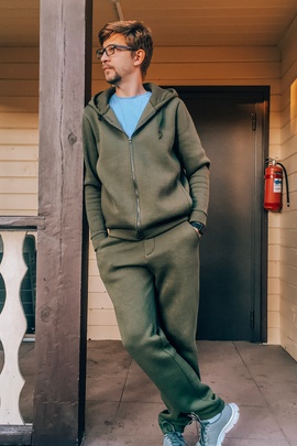 
                             
                                Худи Джонни.
                                Обложка отзыва пользователя Пользователь 35327
                             
                        