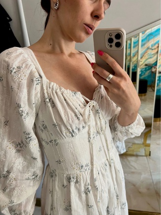 Нежное платье