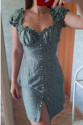 
                             
                                Платье Алексия.
                                Обложка отзыва пользователя Пользователь 8814
                             
                        