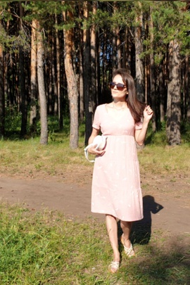 
                             
                                Платье Джуди.
                                Обложка отзыва пользователя Эльвира Нигматуллина
                             
                        