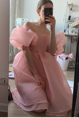 
                             
                                Платье Юни.
                                Обложка отзыва пользователя Пользователь 63805
                             
                        