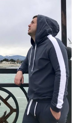 
                             
                                Худи Брэд.
                                Обложка отзыва пользователя Пользователь 142433
                             
                        