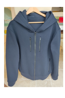 
                             
                                Худи Джонни.
                                Обложка отзыва пользователя Пользователь 111101
                             
                        