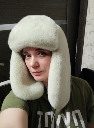 Уютная шапка из экомеха