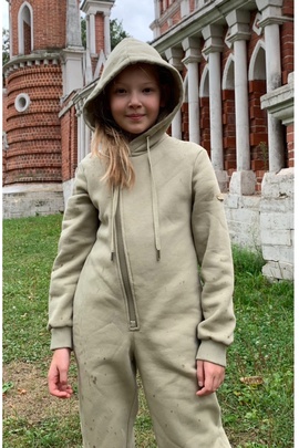 
                             
                                Комбинезон Макс (девочки).
                                Обложка отзыва пользователя Альбина
                             
                        