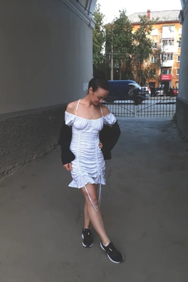 
                             
                                Китнисс платье.
                                Обложка отзыва пользователя Пользователь 296744
                             
                        