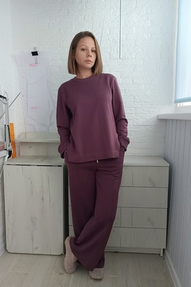 
                             
                                Свитшот Ива.
                                Обложка отзыва пользователя Екатерина Турегельдиева
                             
                        