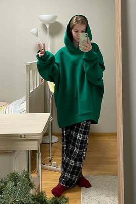 
                             
                                Худи Амина.
                                Обложка отзыва пользователя ulyana
                             
                        