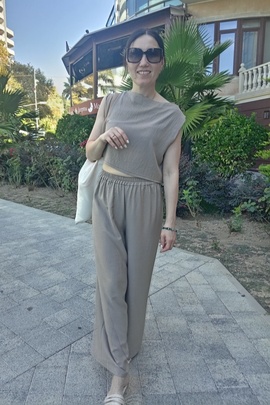 
                             
                                Брюки Мара.
                                Обложка отзыва пользователя Пользователь 462605
                             
                        