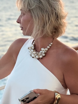 Великолепно