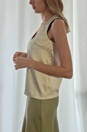 Декольте отличное