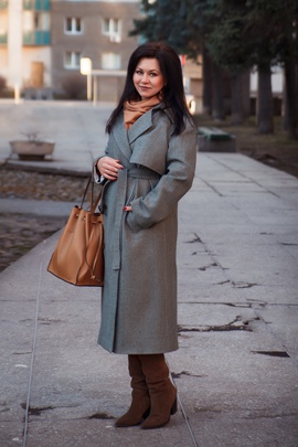 
                             
                                2. Курс по пошиву тренчкота Кэрри.
                                Обложка отзыва пользователя Елена Бельская
                             
                        