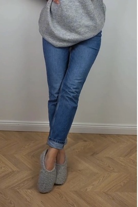 
                             
                                Тоши тапочки.
                                Обложка отзыва пользователя Eniko Toth
                             
                        