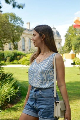 
                             
                                Топ Линда.
                                Обложка отзыва пользователя Николетта Архирейская
                             
                        