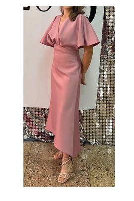 
                             
                                Наяна платье.
                                Обложка отзыва пользователя Пользователь 447245
                             
                        