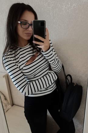 Лонгслив с изюминкой