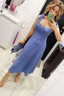 
                             
                                Лорейн платье.
                                Обложка отзыва пользователя Пользователь 61015
                             
                        