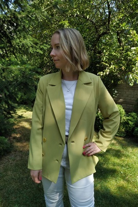 
                             
                                Жакет Андреа.
                                Обложка отзыва пользователя Пользователь 19935
                             
                        