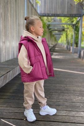 
                             
                                Эвер жилет на утеплителе (девочки).
                                Обложка отзыва пользователя Оксана Давыдова
                             
                        