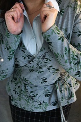 
                             
                                Кардиган Ким.
                                Обложка отзыва пользователя Пользователь 182512
                             
                        