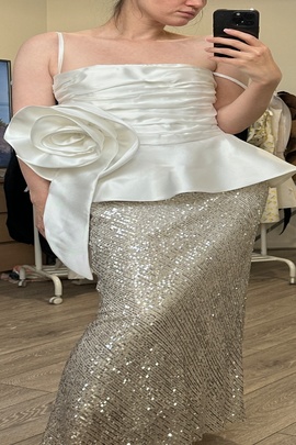 
                             
                                Инеж корсажный топ.
                                Обложка отзыва пользователя Пользователь 263807
                             
                        