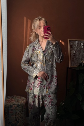 
                             
                                Латифа блуза.
                                Обложка отзыва пользователя Диана Б
                             
                        