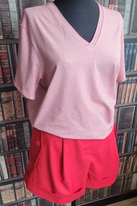 
                             
                                Футболка Аля.
                                Обложка отзыва пользователя Надежда 72089
                             
                        