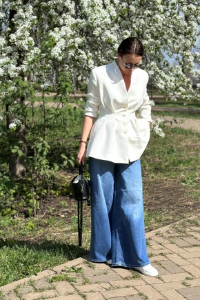 Потрясающий