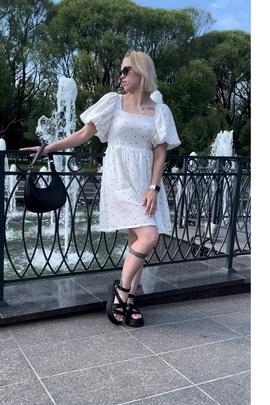 
                             
                                Платье Юни.
                                Обложка отзыва пользователя Пользователь 168894
                             
                        