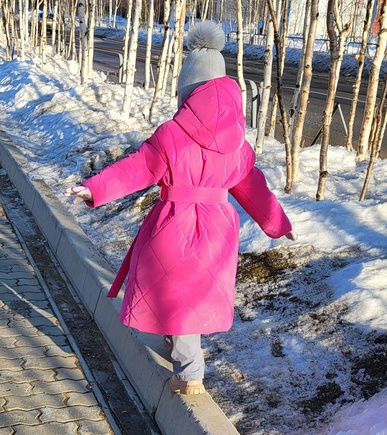 Дочь в центре внимания)