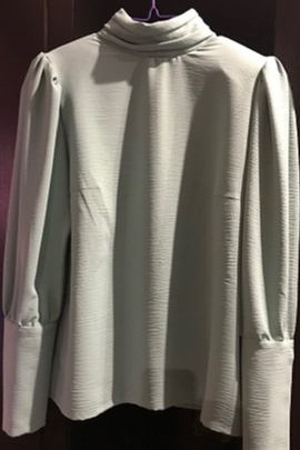 
                             
                                Блузка Ницан.
                                Обложка отзыва пользователя Пользователь 182512
                             
                        