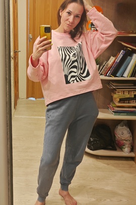 
                             
                                Свитшот Никки.
                                Обложка отзыва пользователя Мария Ф
                             
                        