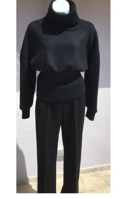 
                             
                                Брюки Рута.
                                Обложка отзыва пользователя Юлия
                             
                        