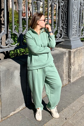 
                             
                                Брюки Бритни.
                                Обложка отзыва пользователя Galina
                             
                        