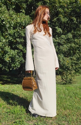 Платье выглядит чудесно!