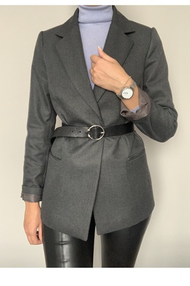 
                             
                                Жакет Ноэль.
                                Обложка отзыва пользователя KATERINA
                             
                        