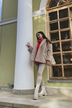 Мини шубка получилась